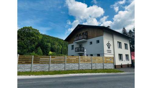 UBYTOVÁNÍ V APARTMÁNECH LIPOVÁ-LÁZNĚ